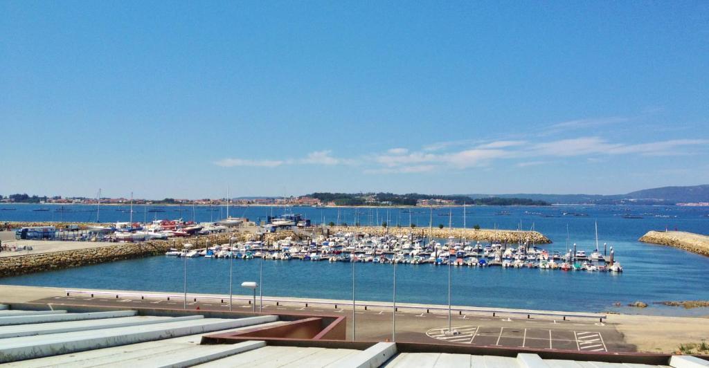 Apartamentos Puerto Basella Вилануева де Ароса Стая снимка