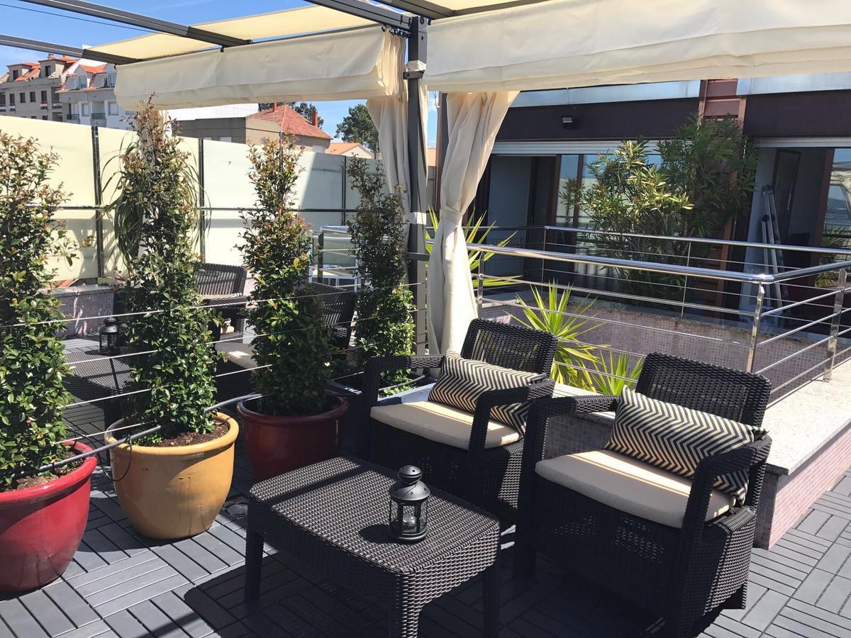 Apartamentos Puerto Basella Вилануева де Ароса Екстериор снимка