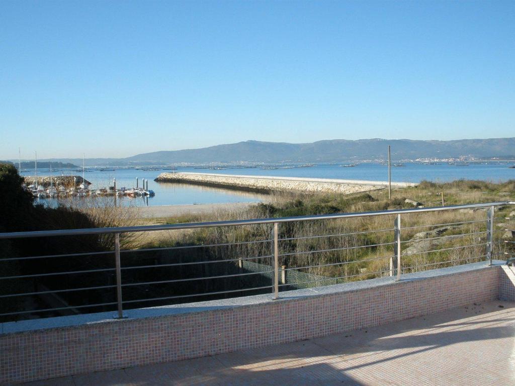 Apartamentos Puerto Basella Вилануева де Ароса Стая снимка